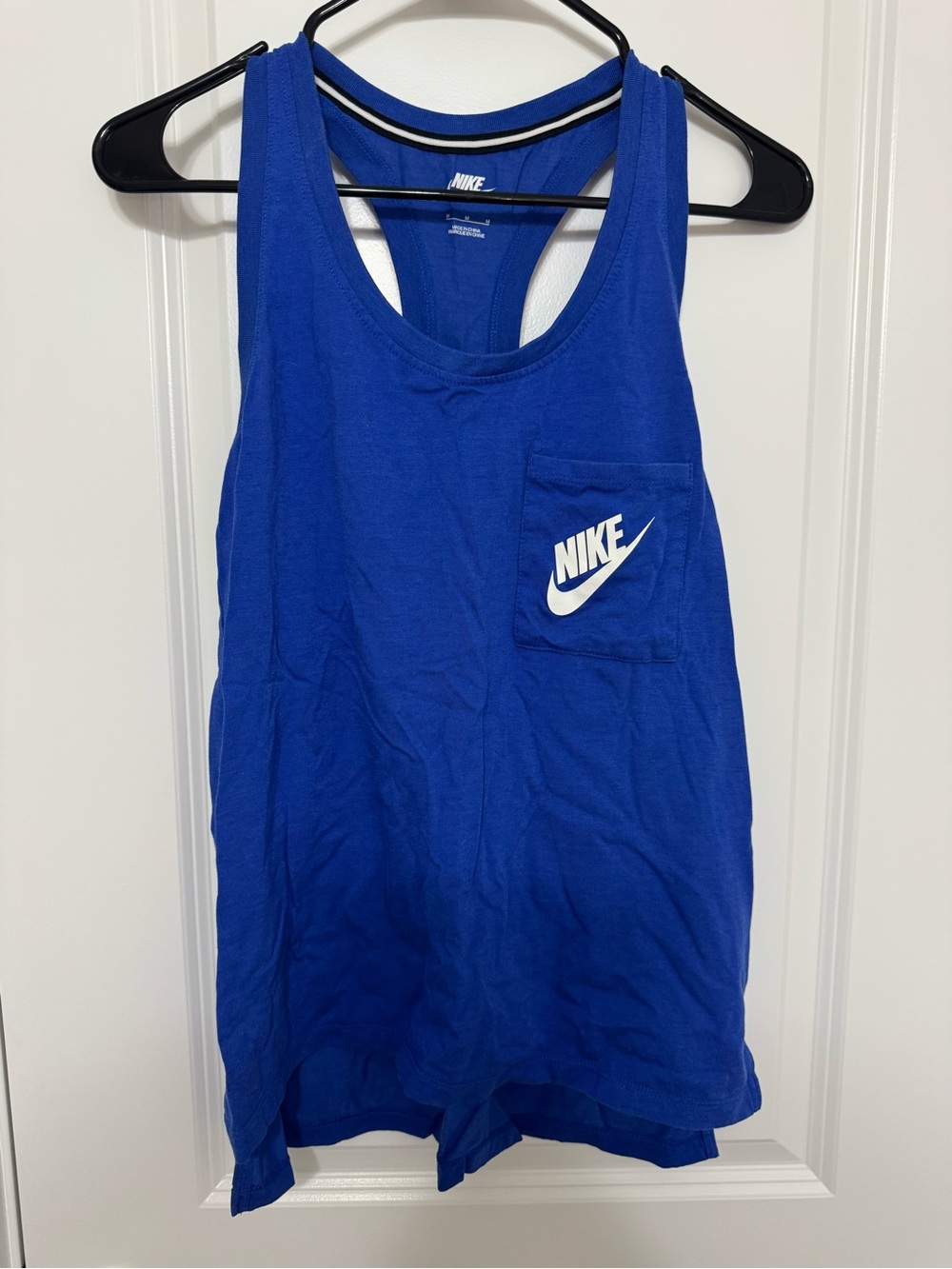 Nike Women's Royal Blue Pocket Tank Size Medium